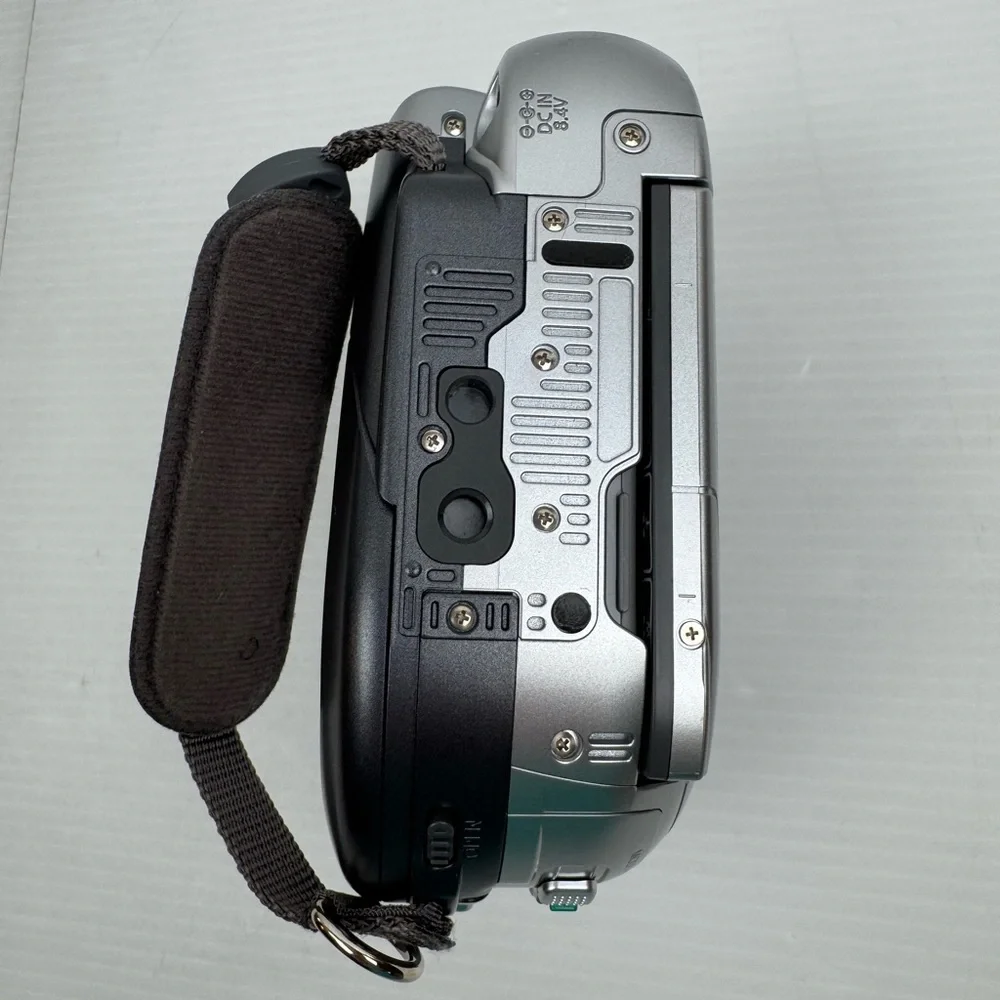 Canon dc220 mini